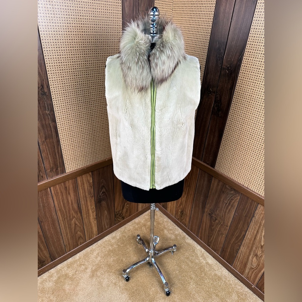 HENIG FURS DYED GREEN SHEARED BEAVER & COYOTE COLLAR FUR VEST JACKET COAT SM